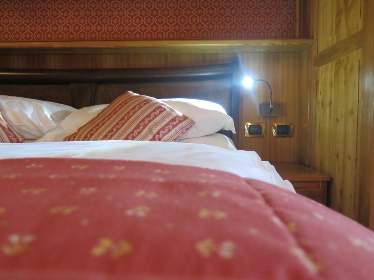 Chambres Mont Cervin Breuil-Cervinia Exterior photo